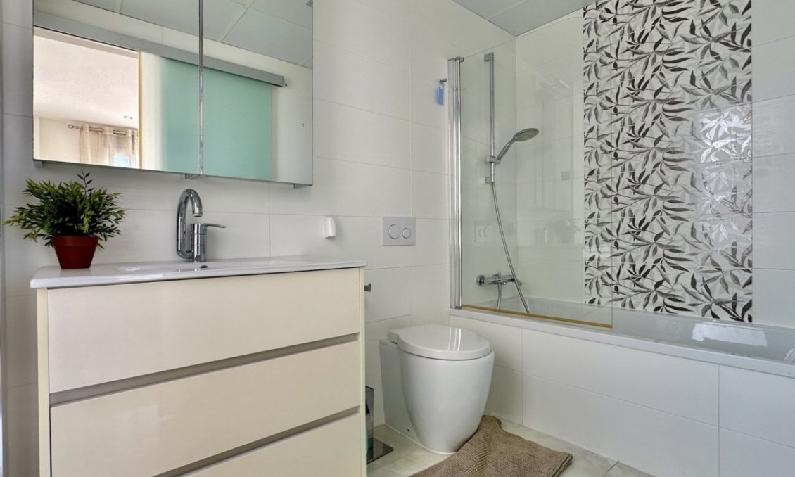 Revente - Villa -
Orihuela Costa - Costa Blanca