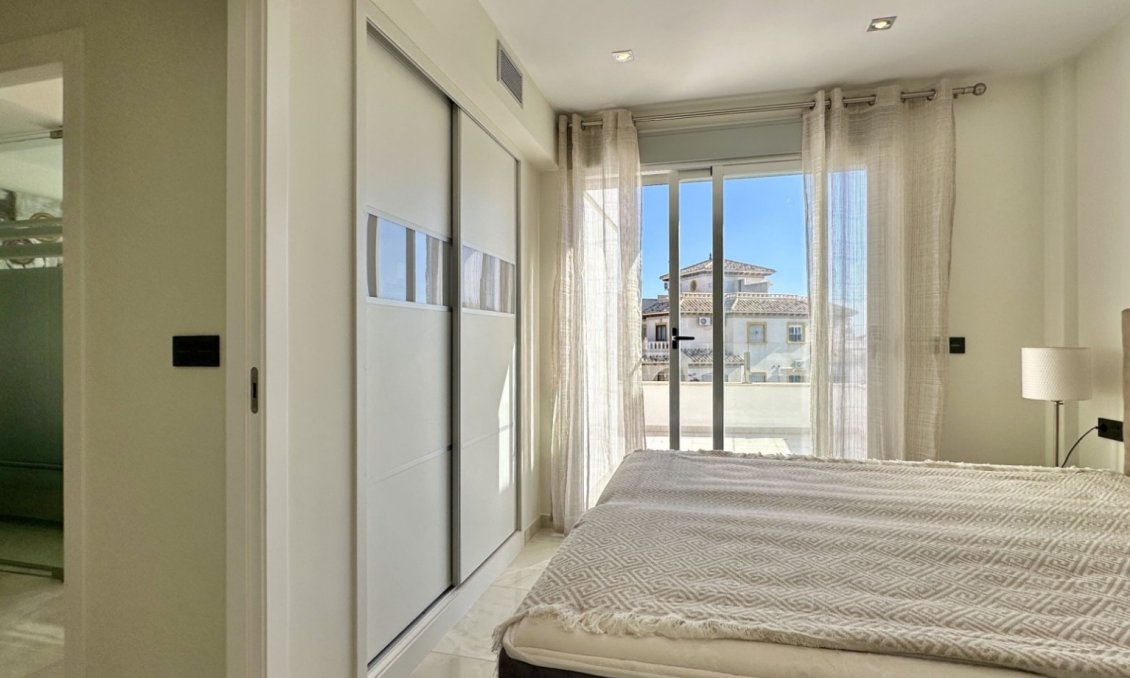 Revente - Villa -
Orihuela Costa - Costa Blanca