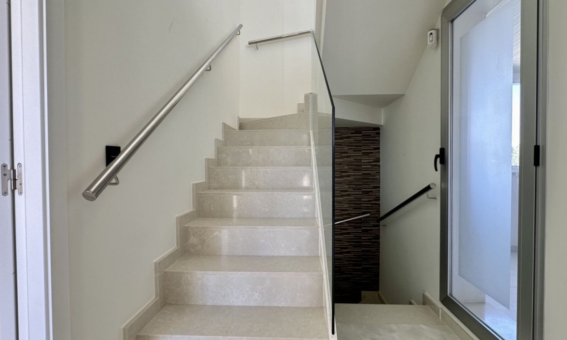 Revente - Villa -
Orihuela Costa - Costa Blanca