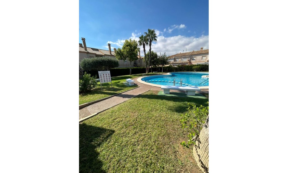 Revente - Bungalow -
Torrevieja - Aguas Nuevas
