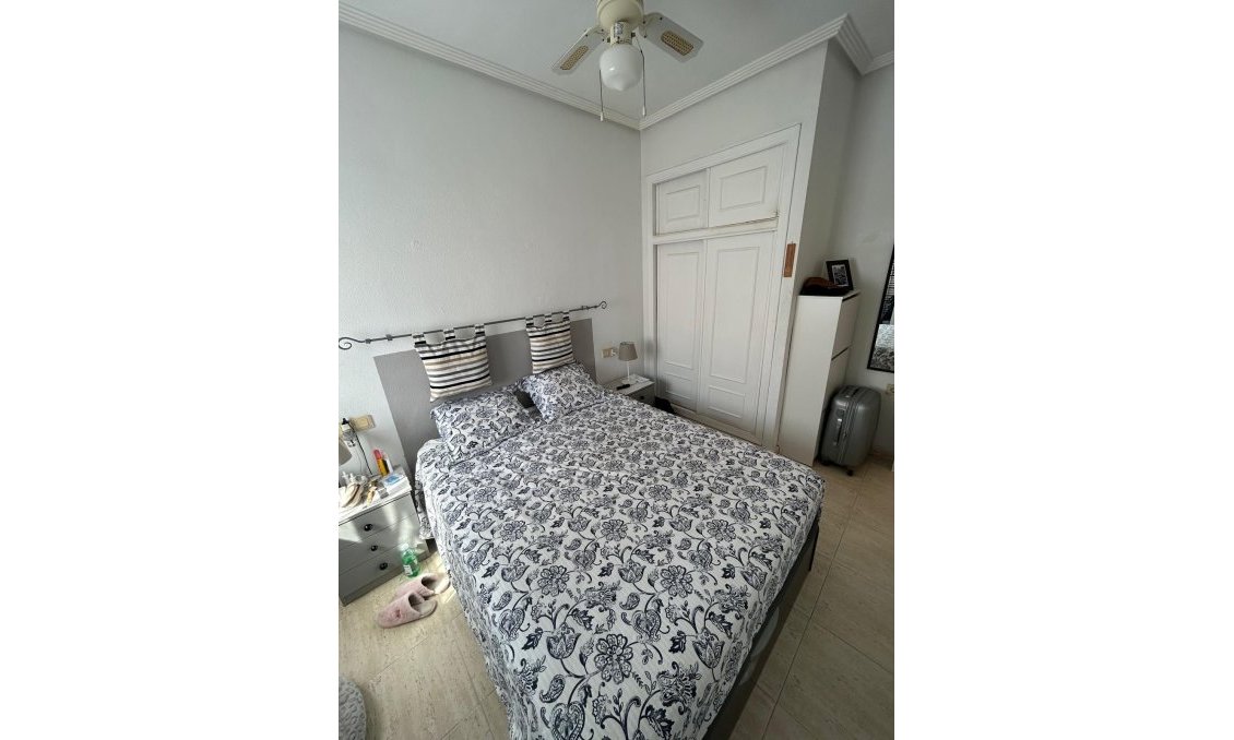 Revente - Bungalow -
Torrevieja - Aguas Nuevas