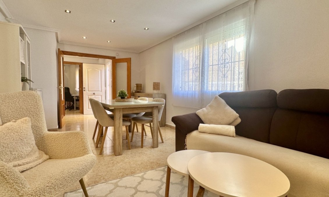 Revânzare - Town House -
Orihuela Costa - Costa Blanca