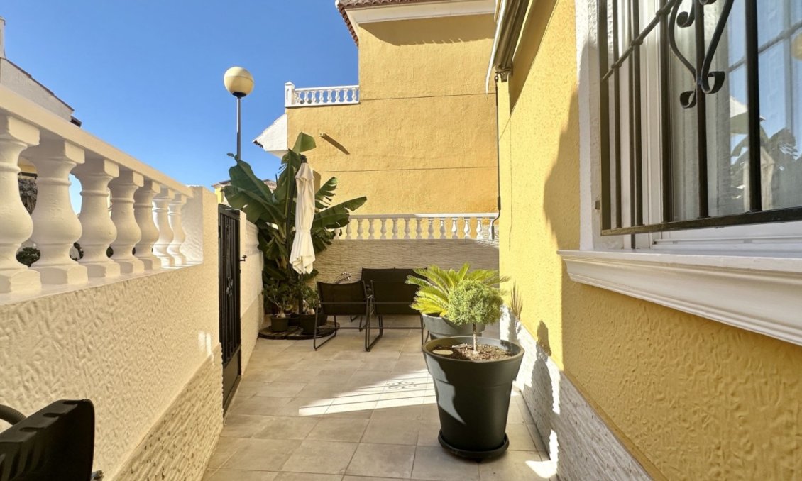 Revânzare - Town House -
Orihuela Costa - Costa Blanca