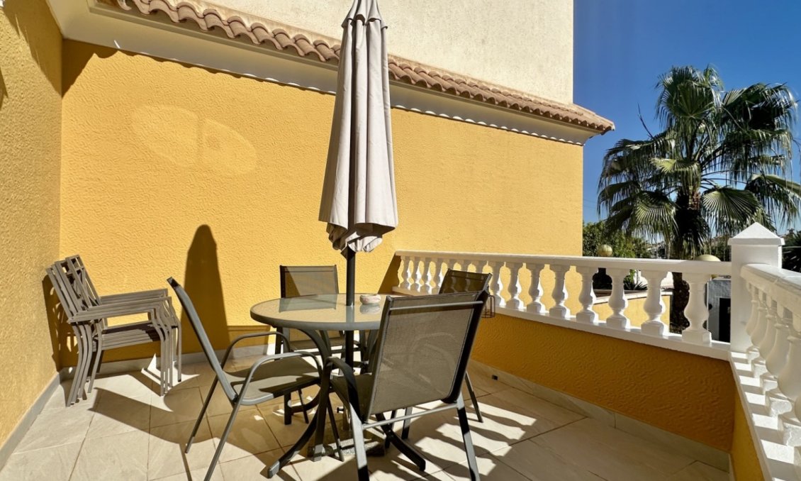 Revânzare - Town House -
Orihuela Costa - Costa Blanca