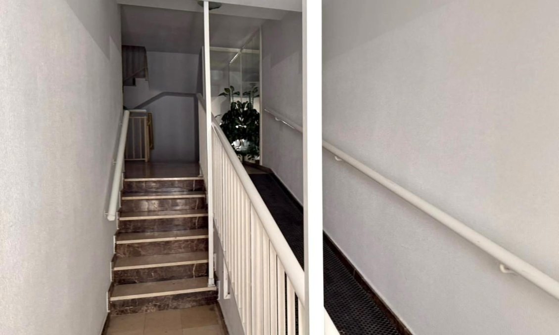 Revente - Appartement -
Torrevieja - Playa del Cura