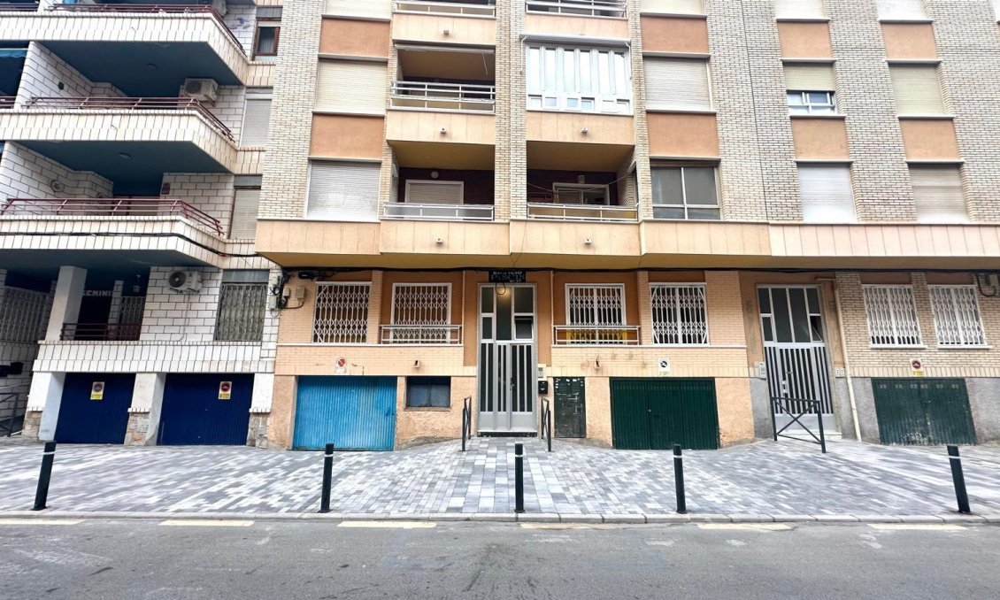 Revente - Appartement -
Torrevieja - Playa del Cura