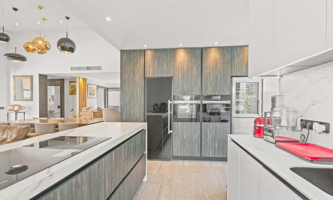 Resale - Villa -
La Finca Golf Resort - Inland