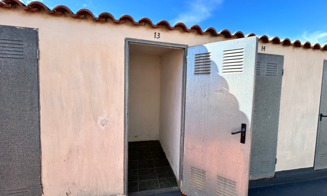 Segunda mano - Apartamento -
Jacarilla - Inland