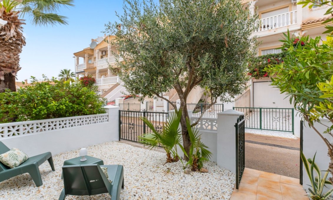 Resale - Town House -
Orihuela Costa - Costa Blanca