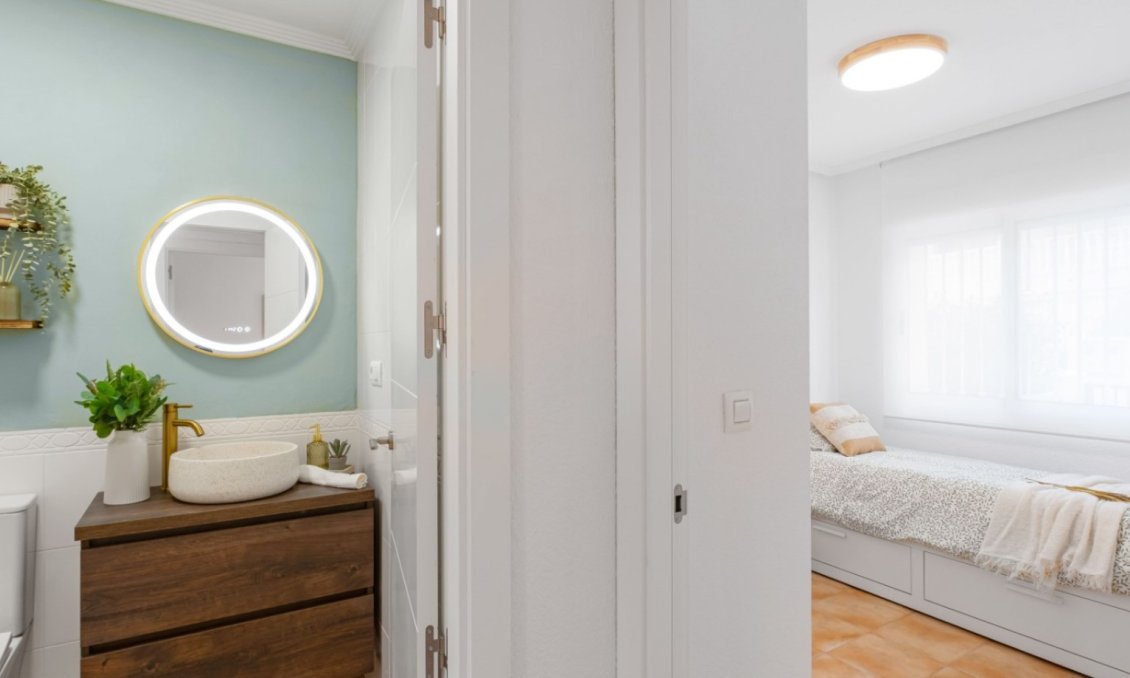 Resale - Town House -
Orihuela Costa - Costa Blanca