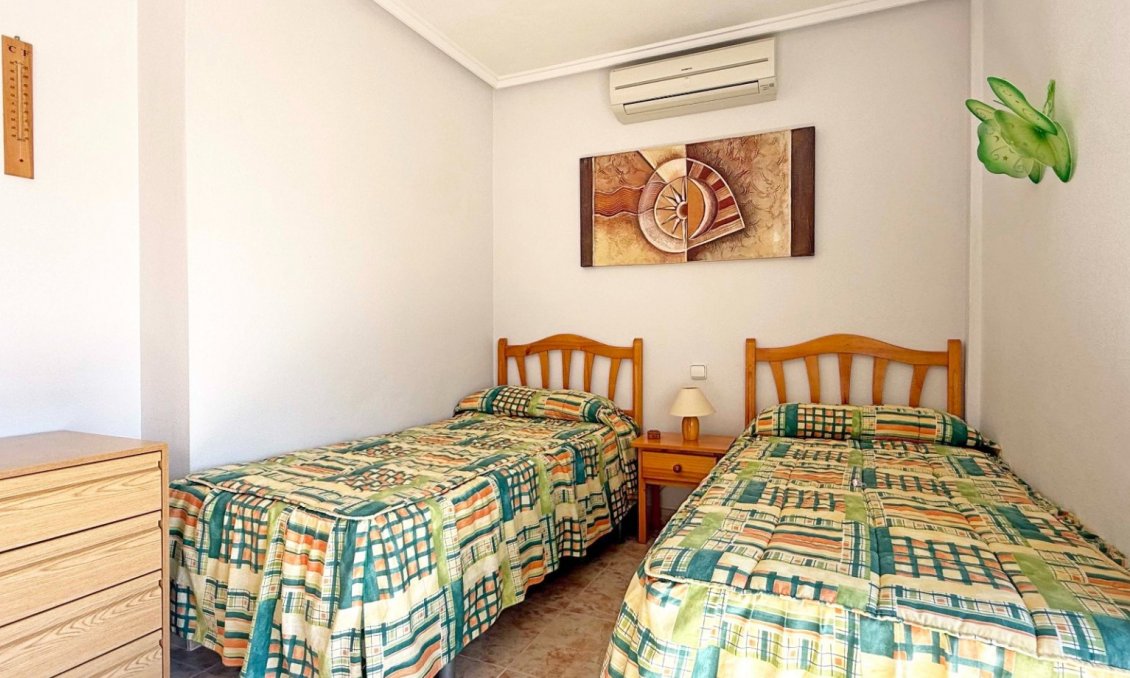 Revânzare - Town House -
Orihuela Costa - Costa Blanca