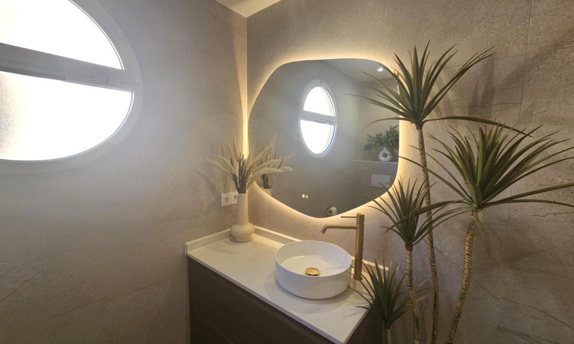 Revânzare - Apartament -
Orihuela Costa - Lomas de Cabo Roig