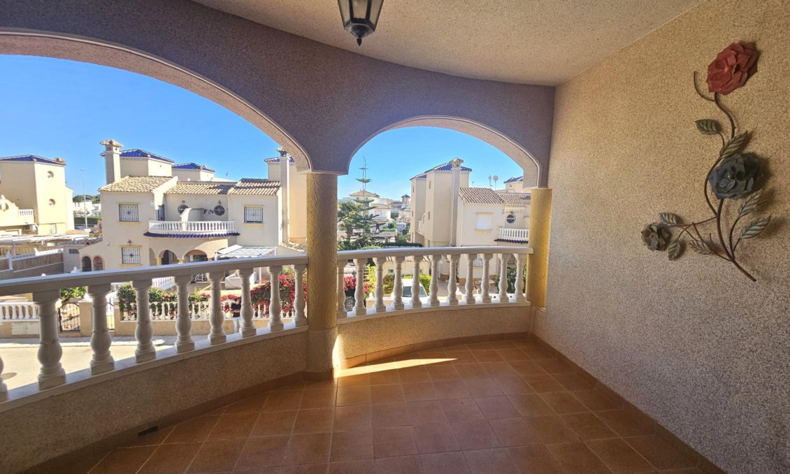 Revânzare - Apartament -
Orihuela Costa - Lomas de Cabo Roig