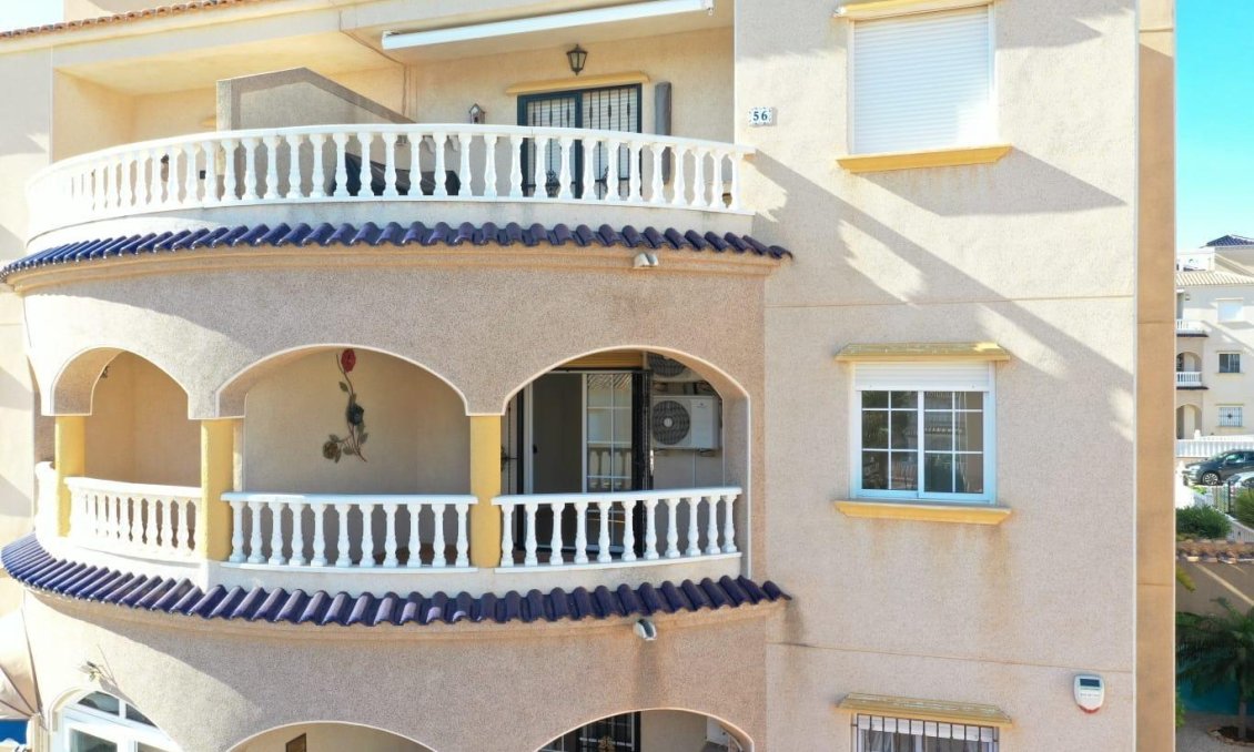 Revânzare - Apartament -
Orihuela Costa - Lomas de Cabo Roig