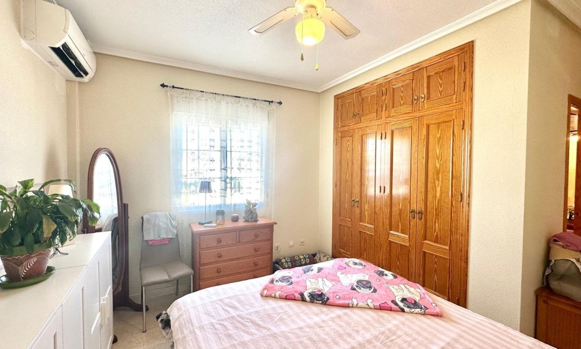 Segunda mano - Villa -
Bigastro - Comunidad Valenciana