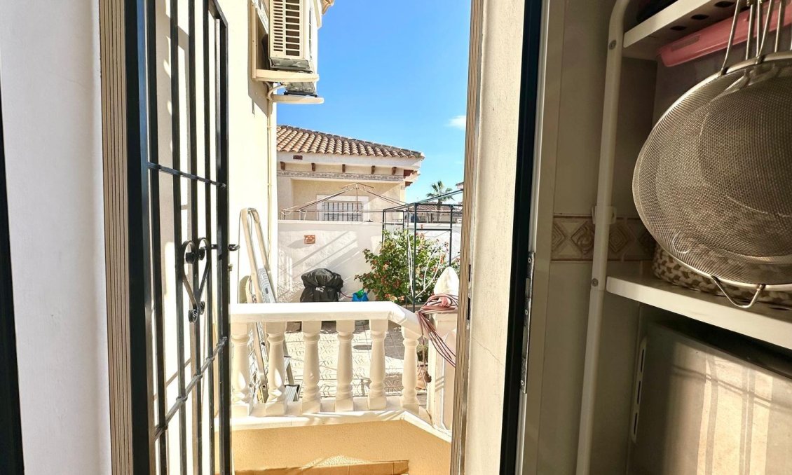 Segunda mano - Villa -
Bigastro - Comunidad Valenciana