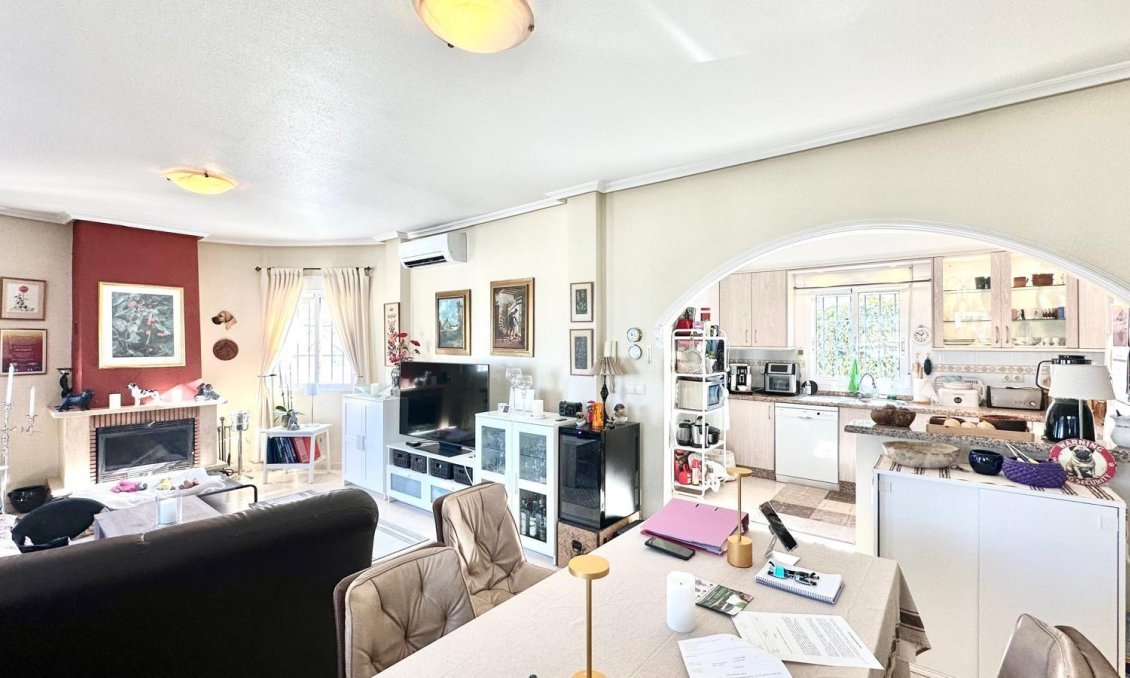 Segunda mano - Villa -
Bigastro - Comunidad Valenciana