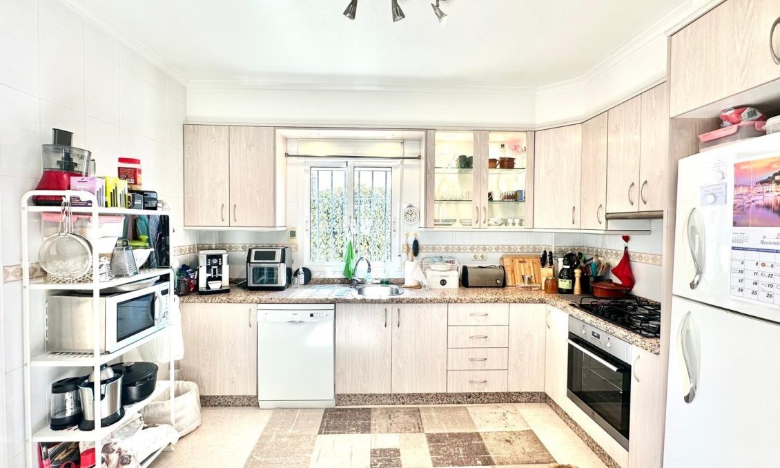 Segunda mano - Villa -
Bigastro - Comunidad Valenciana