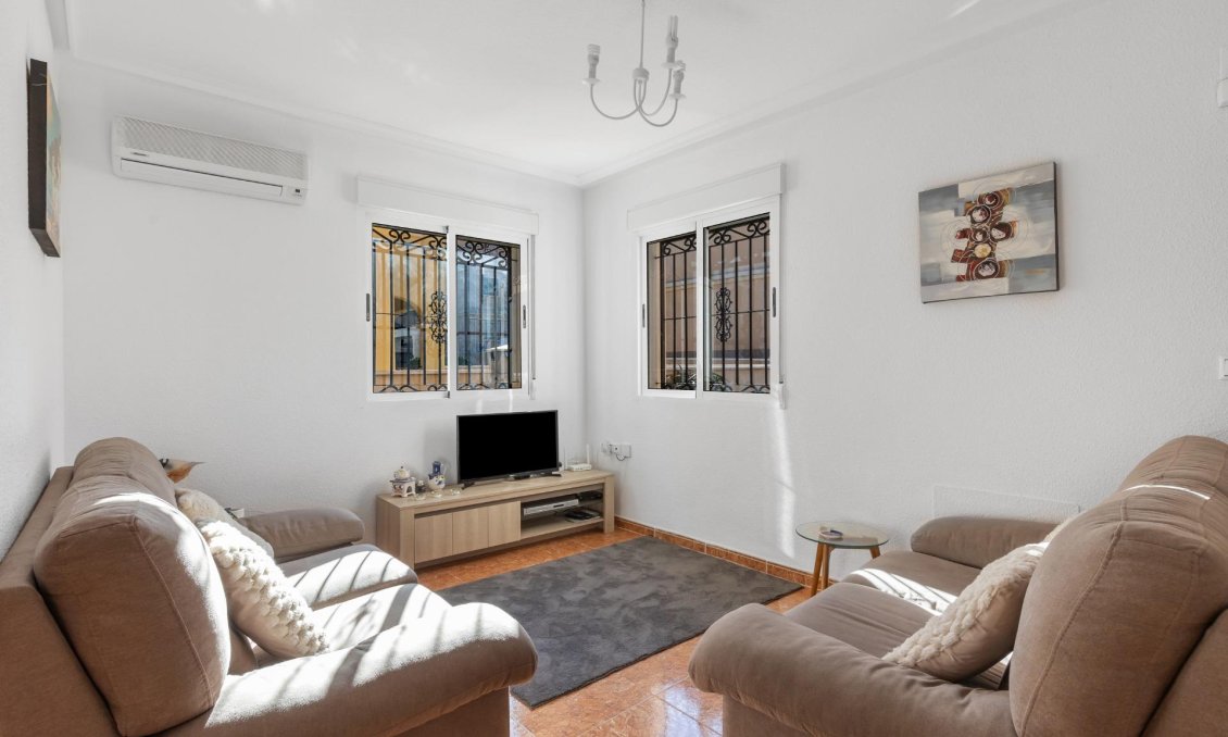 Segunda mano - Quad House -
Orihuela Costa - PAU 8