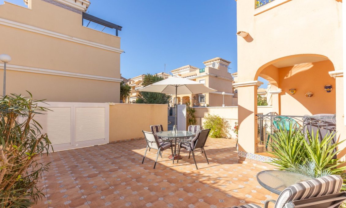 Segunda mano - Quad House -
Orihuela Costa - PAU 8