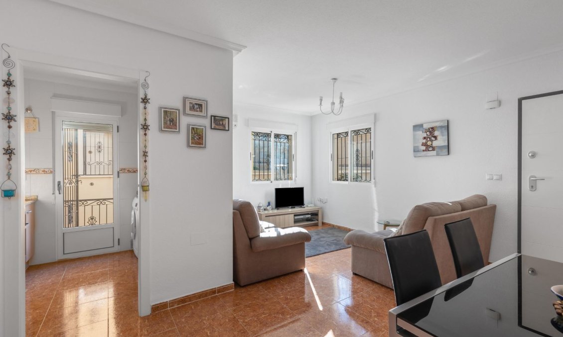 Segunda mano - Quad House -
Orihuela Costa - PAU 8