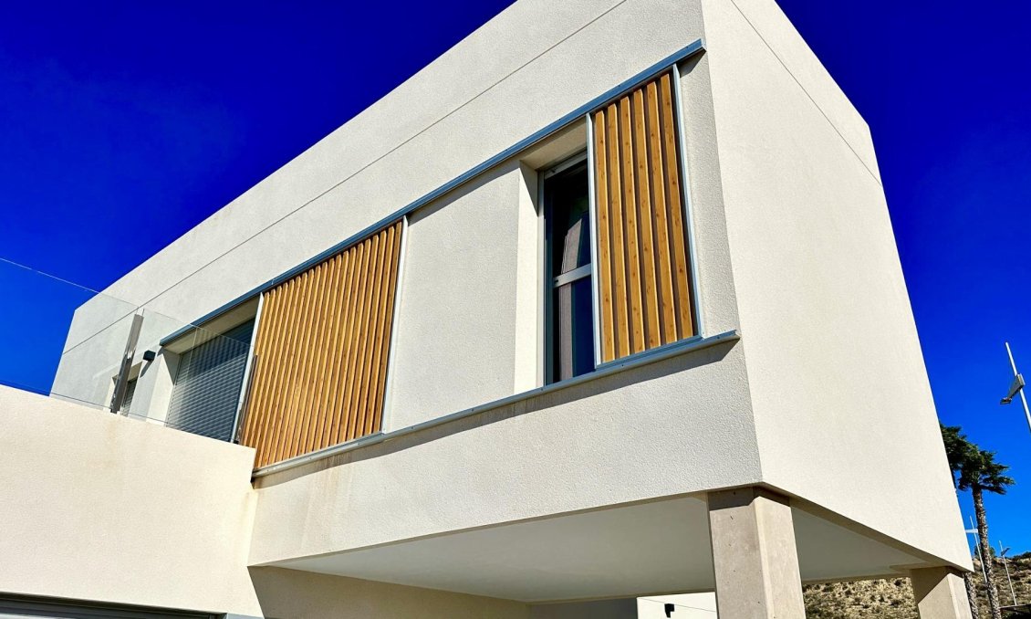 Obra nueva - Villa -
Algorfa - La Finca Golf