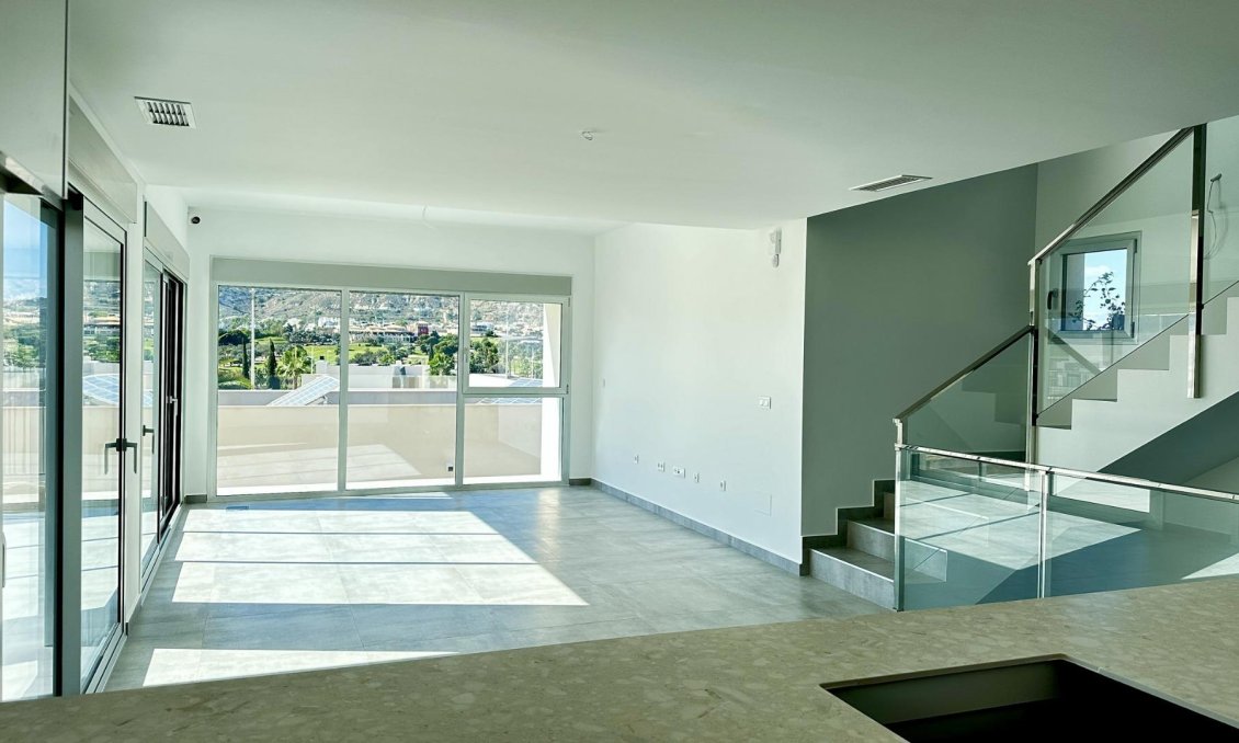 Obra nueva - Villa -
Algorfa - La Finca Golf