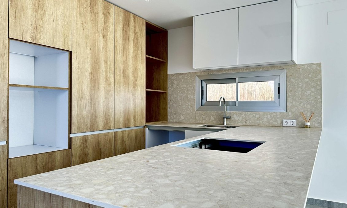 Obra nueva - Villa -
Algorfa - La Finca Golf