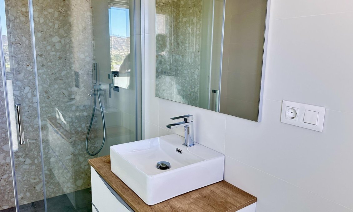 Obra nueva - Villa -
Algorfa - La Finca Golf