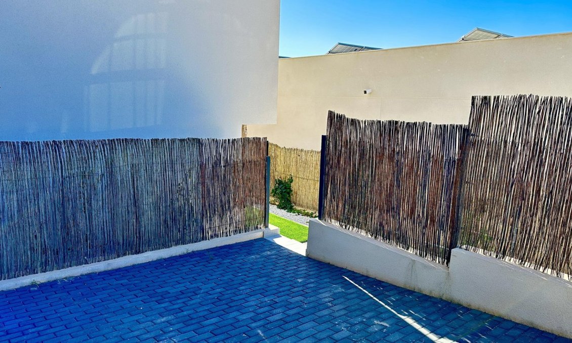 Obra nueva - Villa -
Algorfa - La Finca Golf