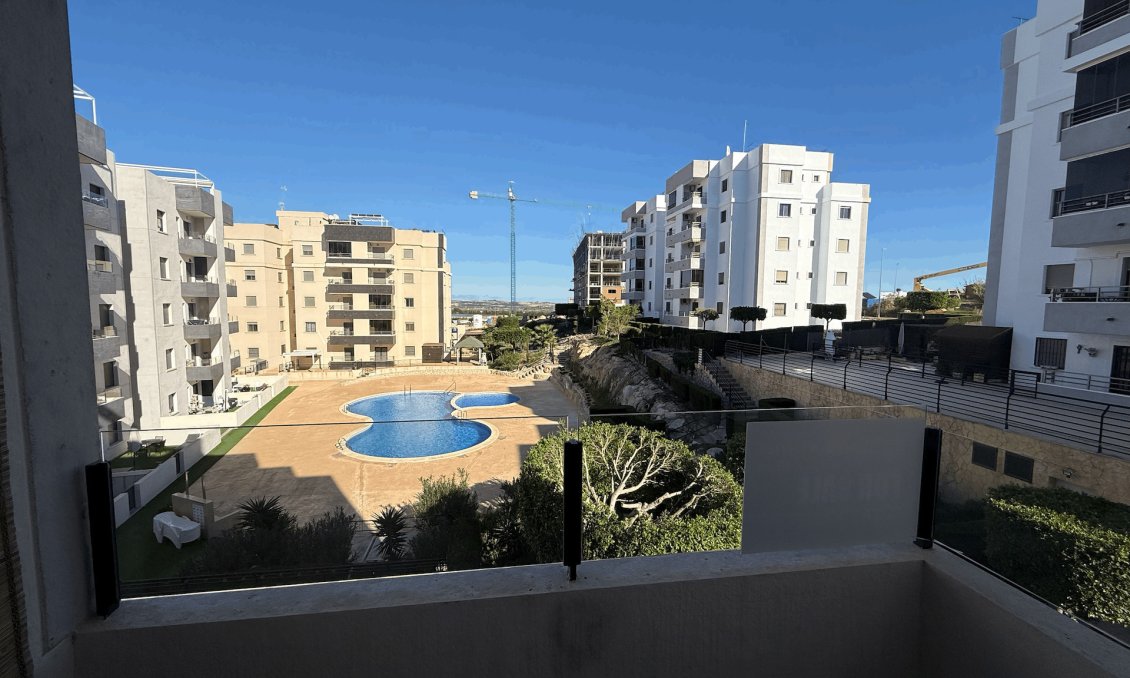 Revânzare - Apartament -
San Miguel de Salinas - Inland