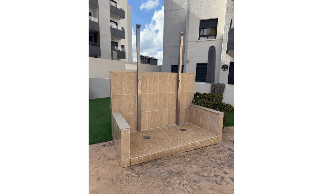 Revânzare - Apartament -
San Miguel de Salinas - Inland