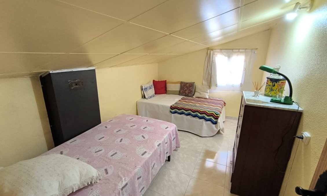 Revente - Villa -
Yecla - Inland