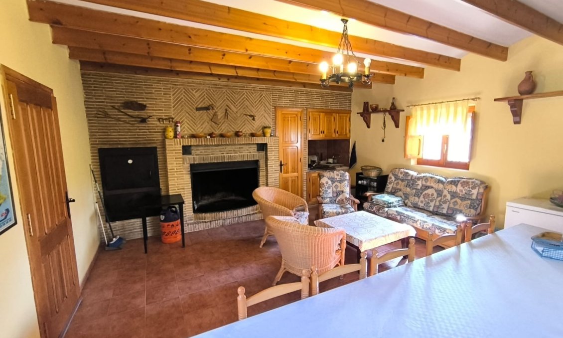 Revente - Villa -
Yecla - Inland