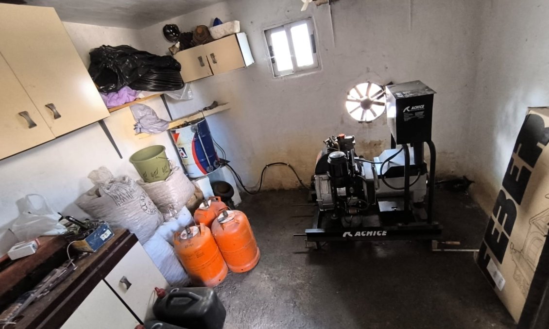 Revente - Villa -
Yecla - Inland