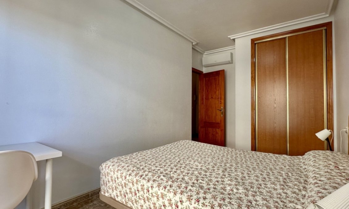 Revânzare - Apartament -
Orihuela Costa - Costa Blanca