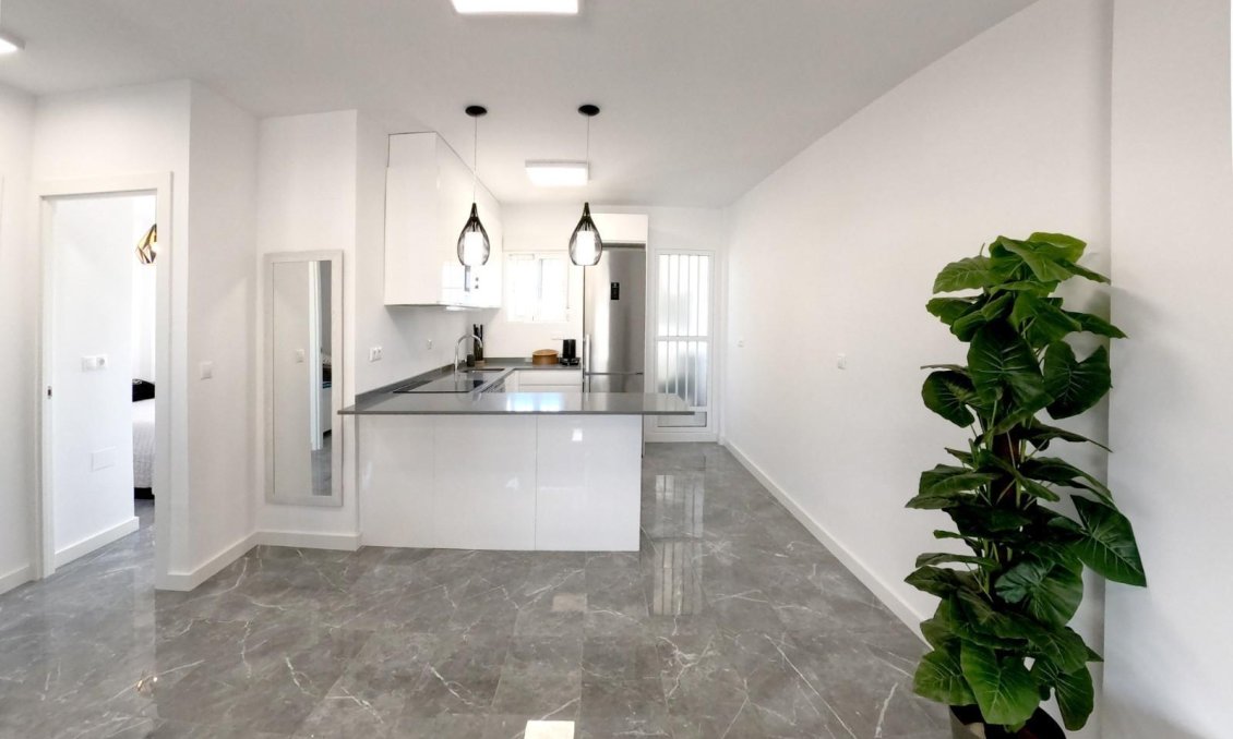 Resale - Apartment -
Orihuela Costa - Cabo Roig