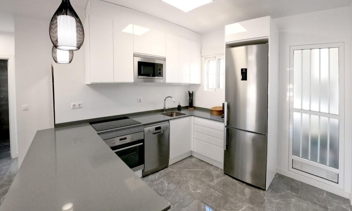 Resale - Apartment -
Orihuela Costa - Cabo Roig