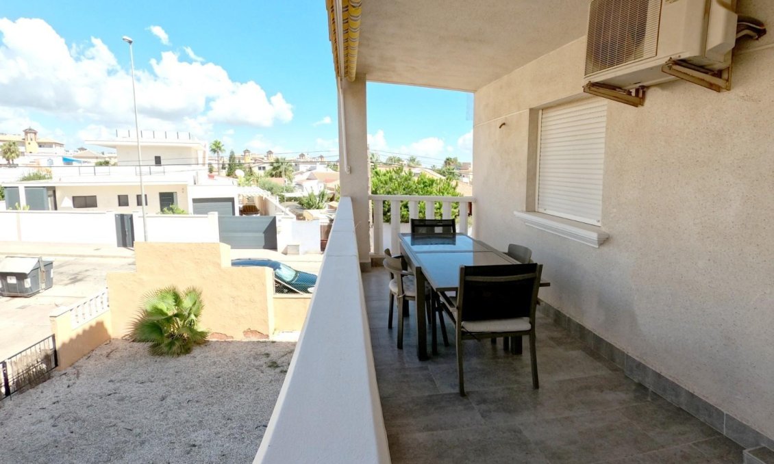 Resale - Apartment -
Orihuela Costa - Cabo Roig