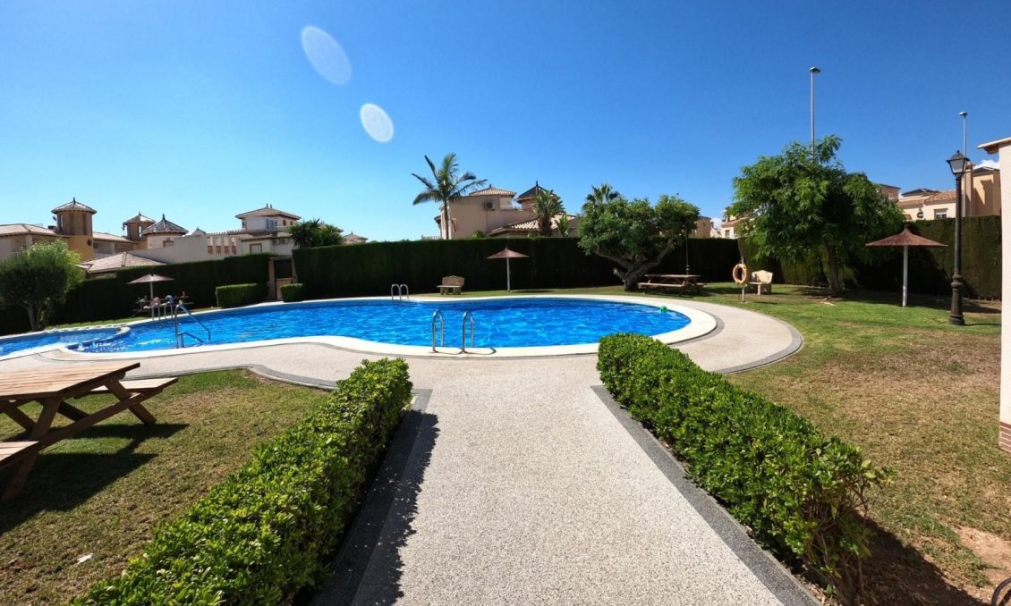 Resale - Apartment -
Orihuela Costa - Cabo Roig