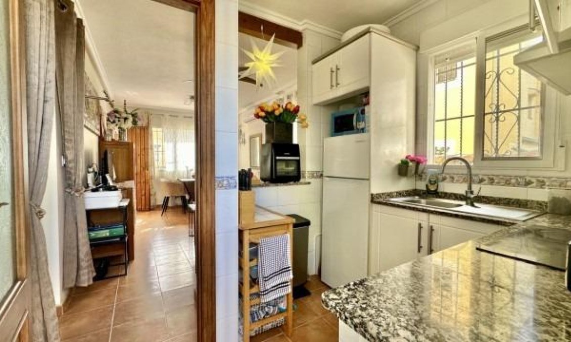 Revânzare - Town House -
Orihuela Costa - Costa Blanca