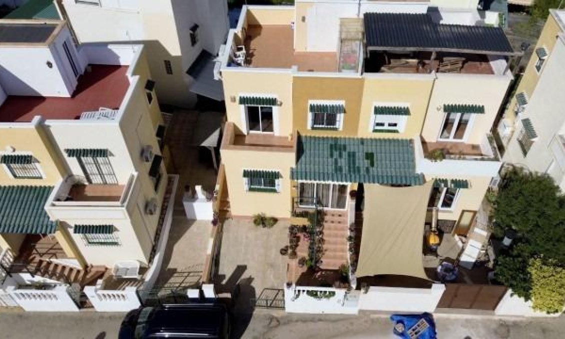 Revânzare - Town House -
Orihuela Costa - Costa Blanca