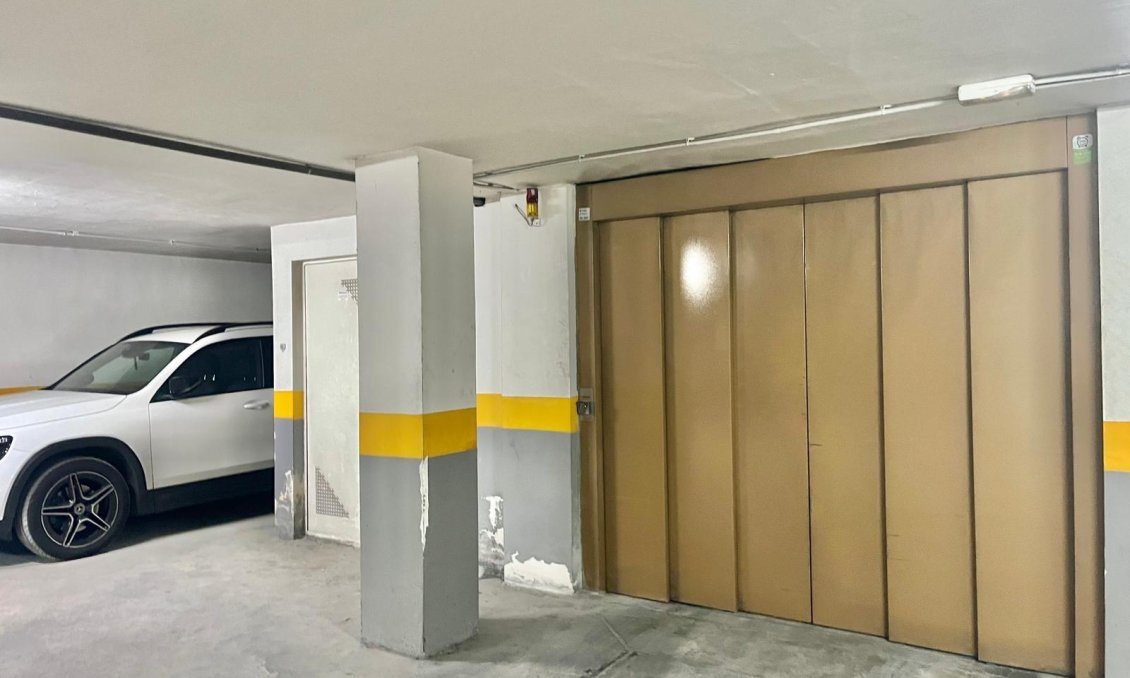 Revânzare - Apartament -
Torrevieja - Centro