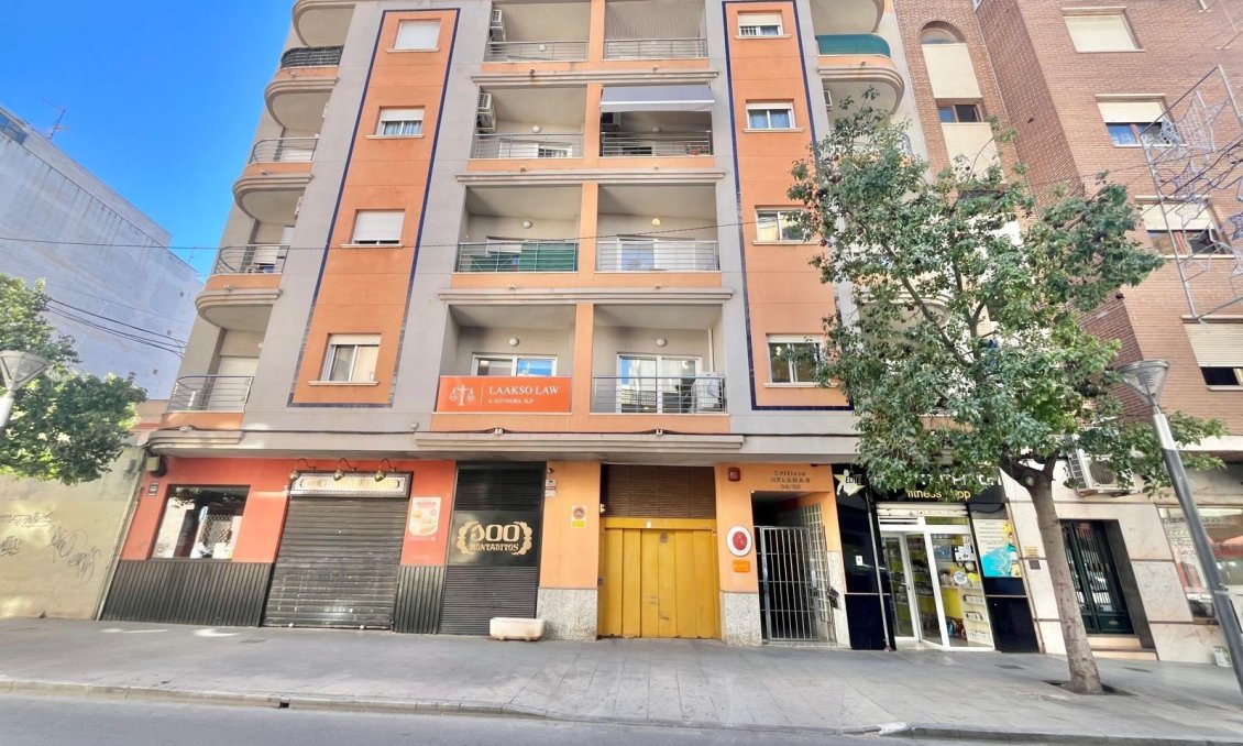 Revânzare - Apartament -
Torrevieja - Centro