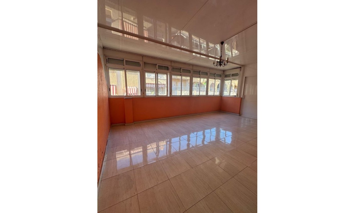 Wiederverkauf - Penthouse -
Torrevieja - Playa de los Locos