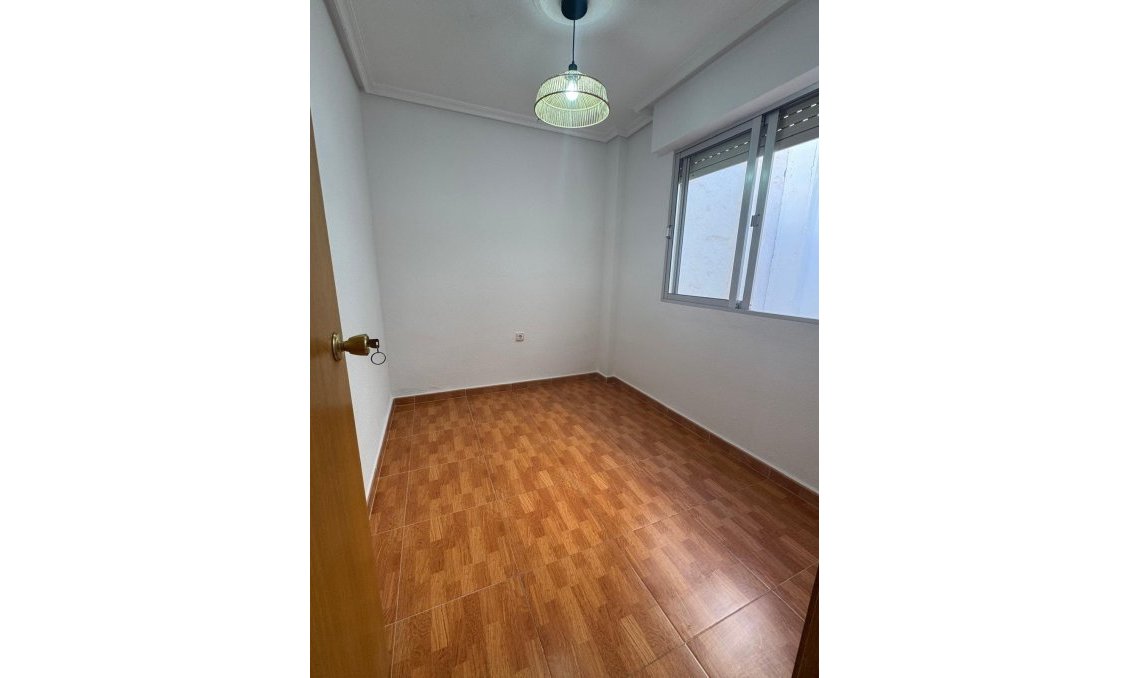 Wiederverkauf - Penthouse -
Torrevieja - Playa de los Locos