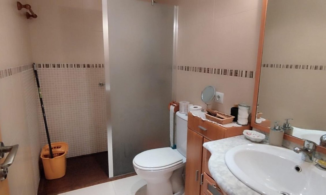Revânzare - Apartament -
Torrevieja