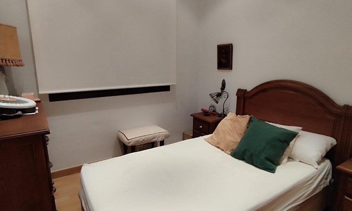 Revânzare - Apartament -
Torrevieja