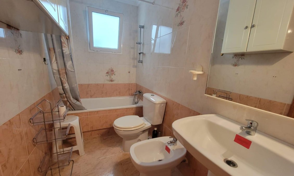 Resale - Apartment -
Torrevieja - Playa del Cura