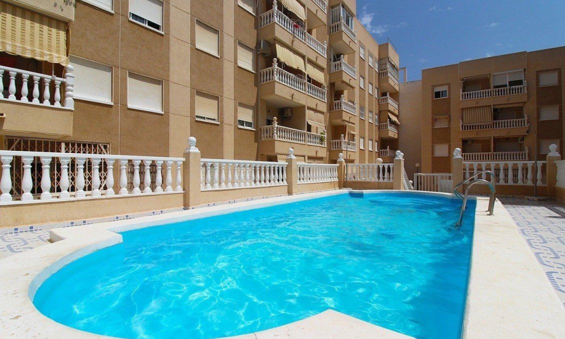 Resale - Apartment -
Torrevieja - Playa del Cura